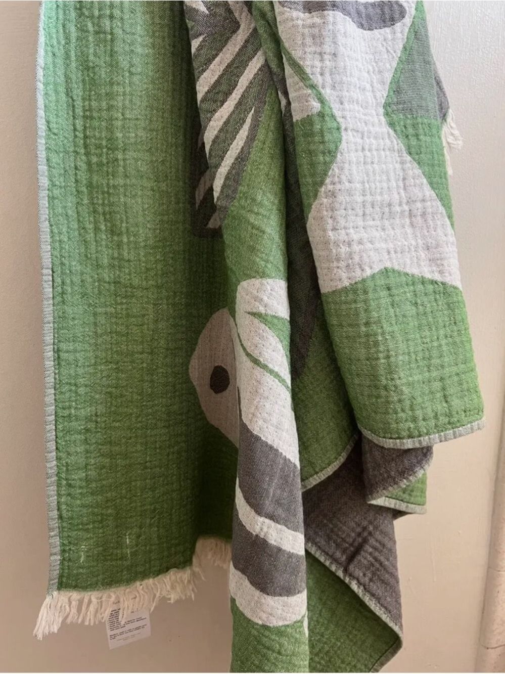Woven Beach Turkish Towel Green + Gray Fish Towel 2 Side FLiPSiDE NEW